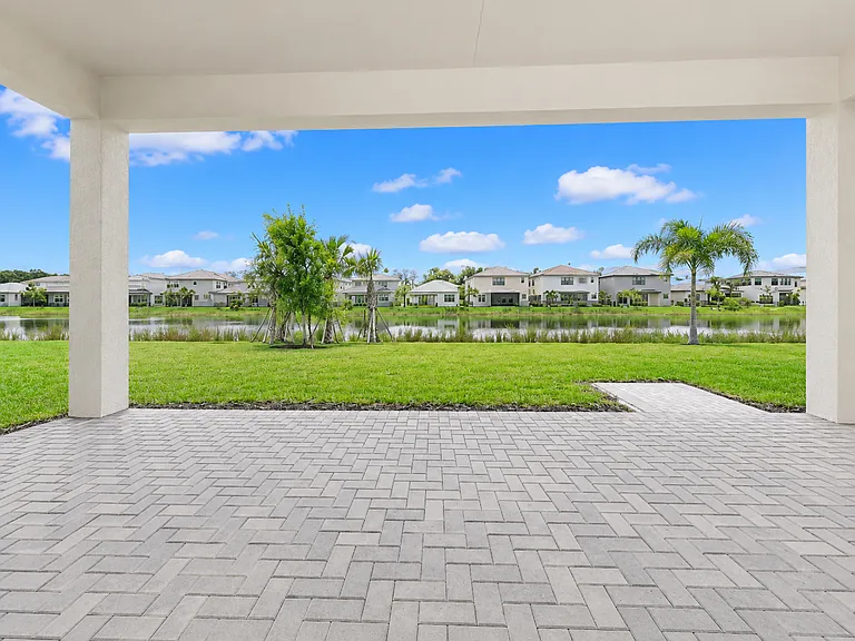 20406 Estero Crossing Blvd — Photo 37