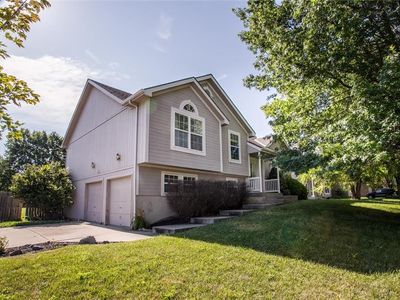 5323 Kenton St, Shawnee, KS, 66226