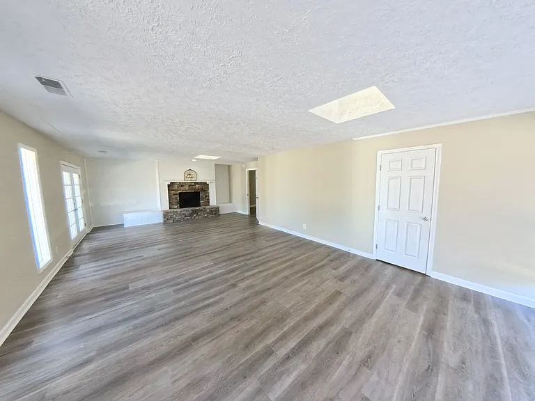 1921 Atlanta Hwy #1921 — Photo 5