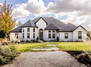 908 Oak Ave, Springdale, AR 72764