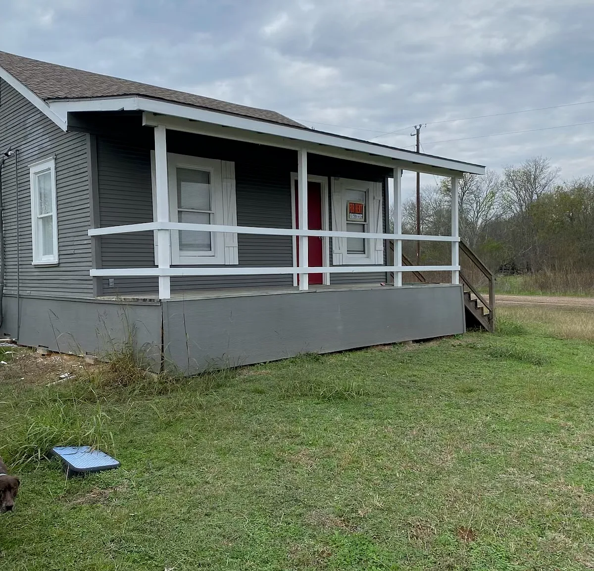 2 bed, 700 sqft, $900 — Photo 1