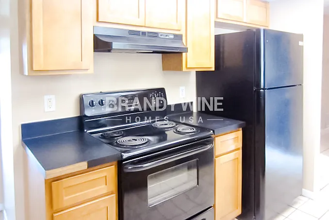 6433 Sardina Blvd — Photo 5