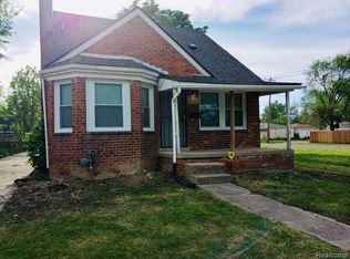 8111 Warwick St, Detroit, MI 48228