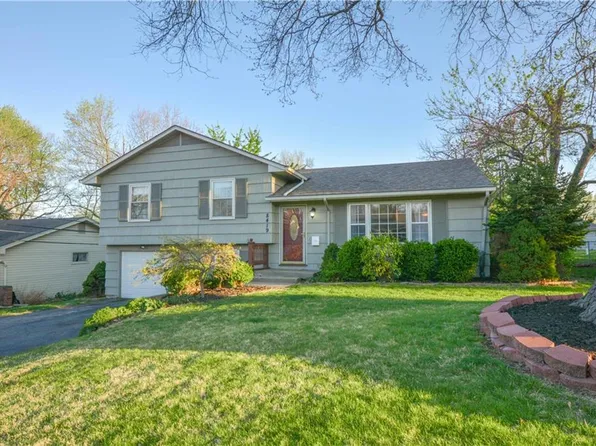 8419 W 91st Ter, Overland Park, KS 66212