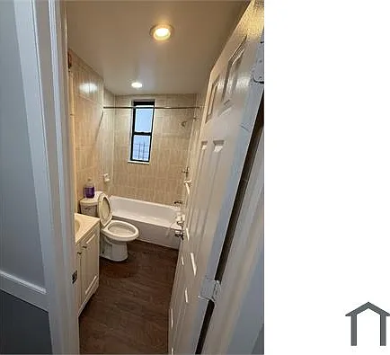 939 E 179th St #7 — Photo 9