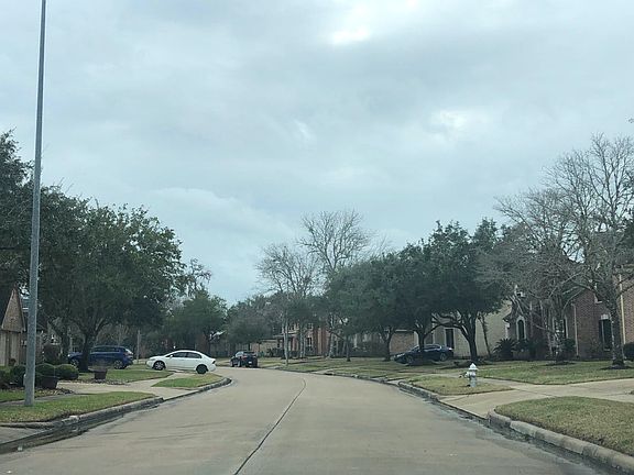 5th image of 1411 Cross Valley Dr