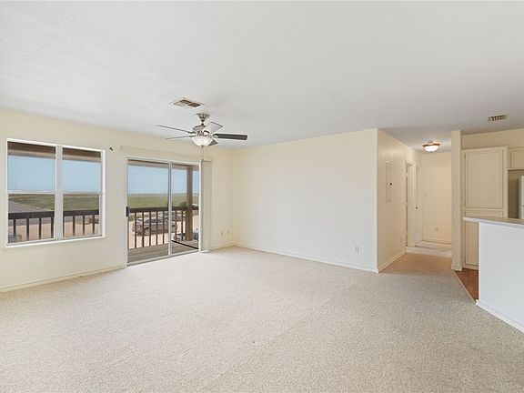 3rd image of 15125 Leeward Dr APT 9