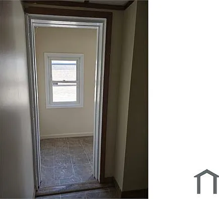 27 Shelby St #2 — Photo 5