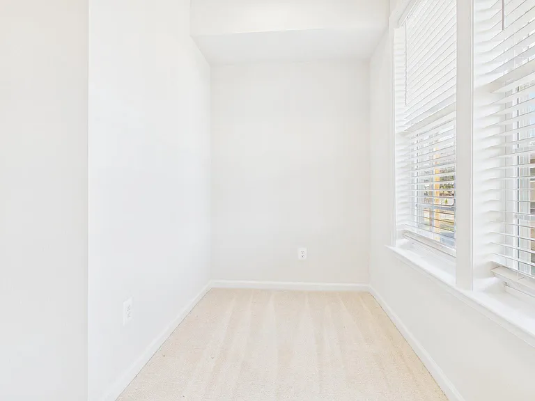 23 Chester Ct — Photo 7