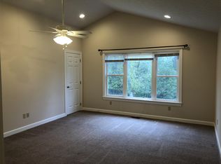 4 Rujon Dr, Huntington, WV 25705