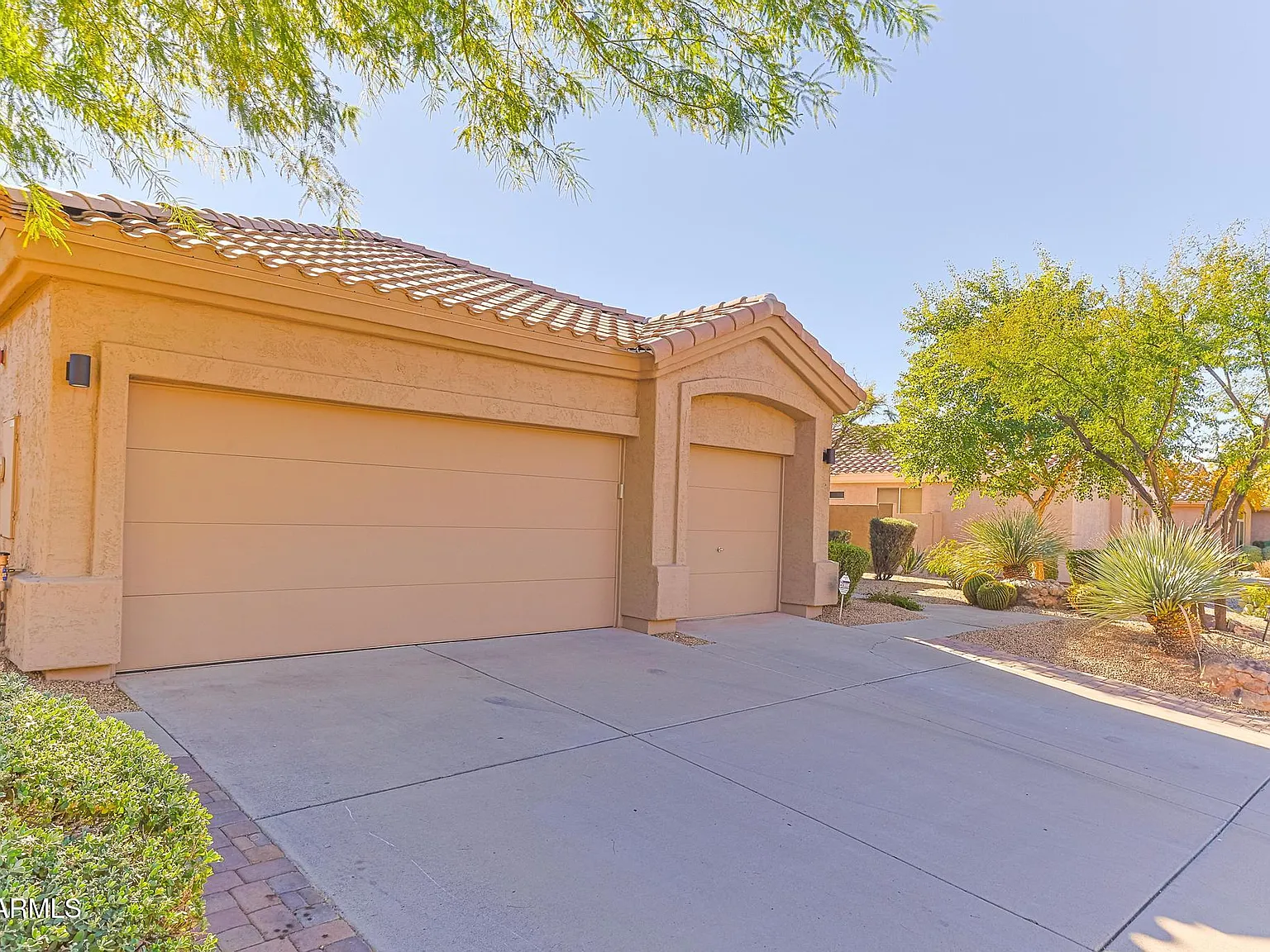 4 bed, 2296 sqft, $3,895 — Photo 2
