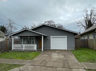 191 N 3rd St, Creswell, OR 97426