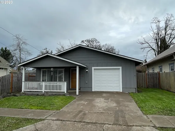 191 N 3rd St, Creswell, OR 97426