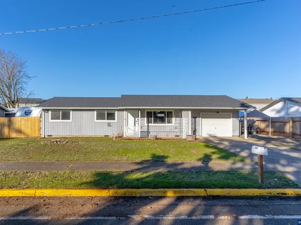 1065 W Sherman St, Lebanon, OR 97355