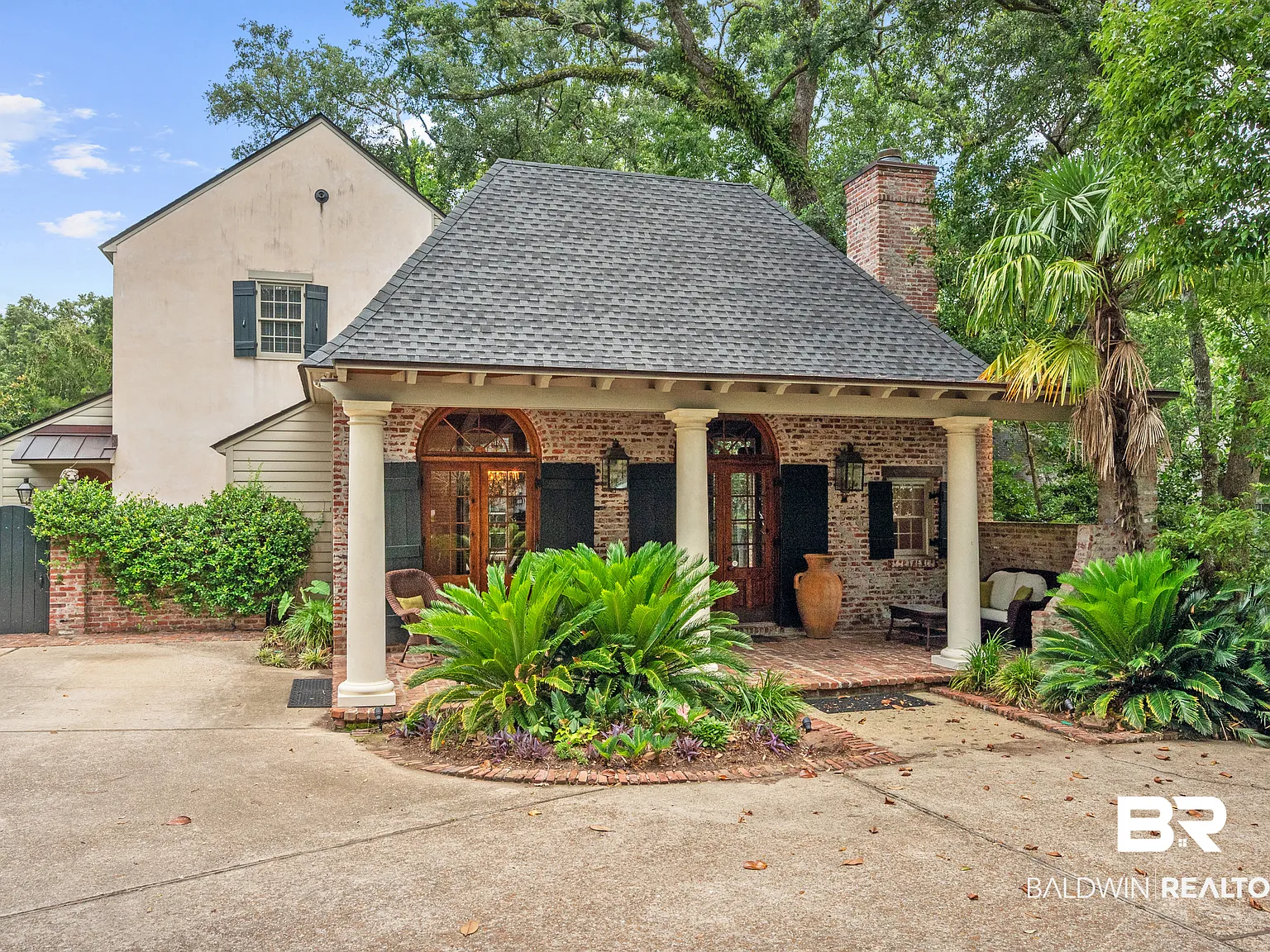 3 bed, 2.5 bath, 3020 sqft, $5,500 — Photo 1
