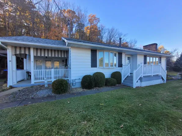 601 S Perry St, Titusville, PA 16354
