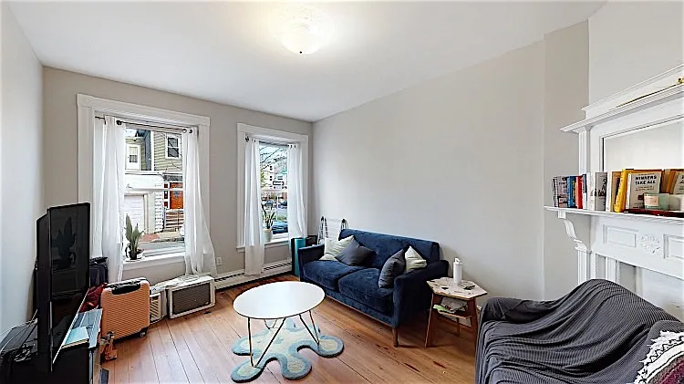200 Harvard St #4 — Photo 3
