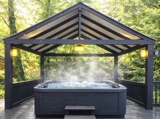 (Undisclosed Address), Kirkland, WA 98034