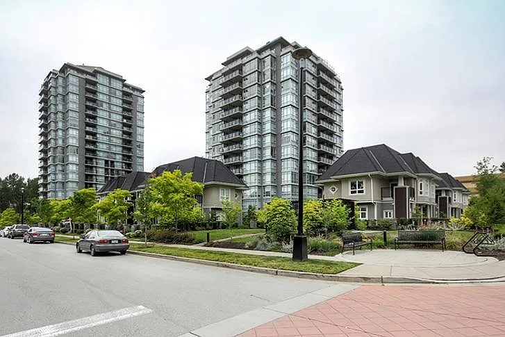555 Delestre Ave #309 — Photo 1