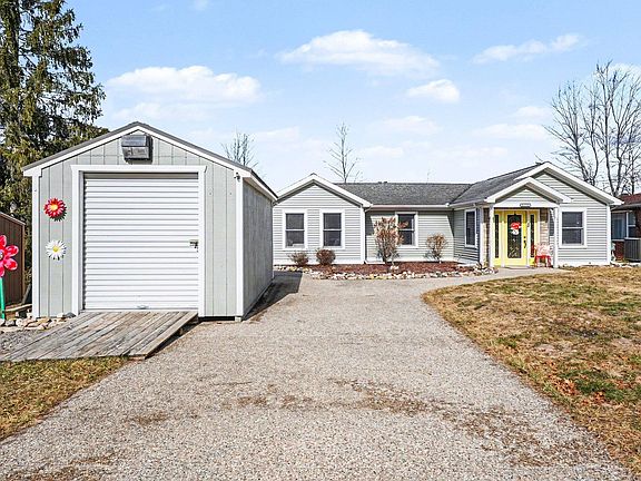 3rd image of 6396 Otter Trail Rd