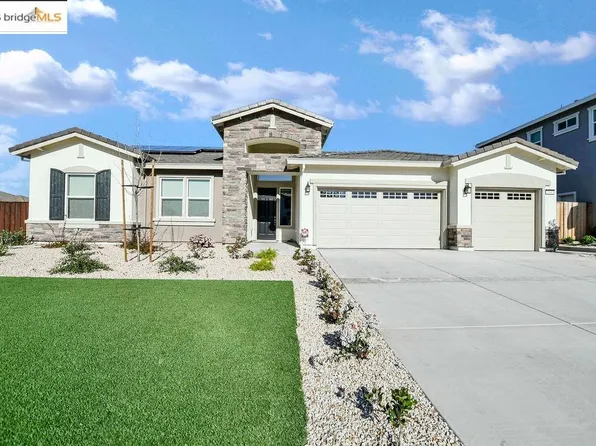 260 Eagle Nest Dr, Oakley, CA 94561