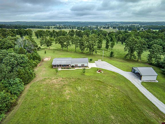 3rd image of 218 County Road 712