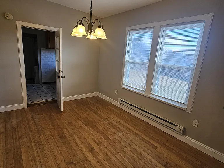 809 Eastern Ave — Photo 6