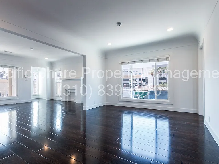 Mullen Duplex — Photo 4