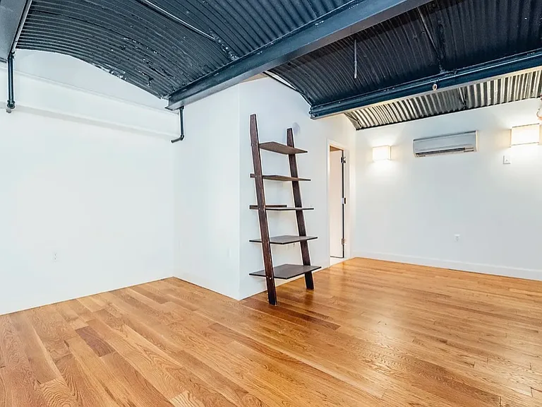 18 Monitor St #5H — Photo 6