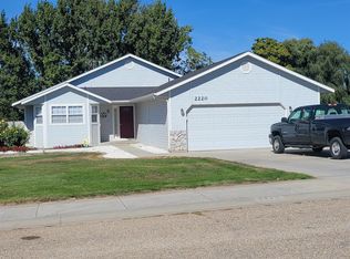 2220 Greenbrier Dr, Emmett, ID 83617