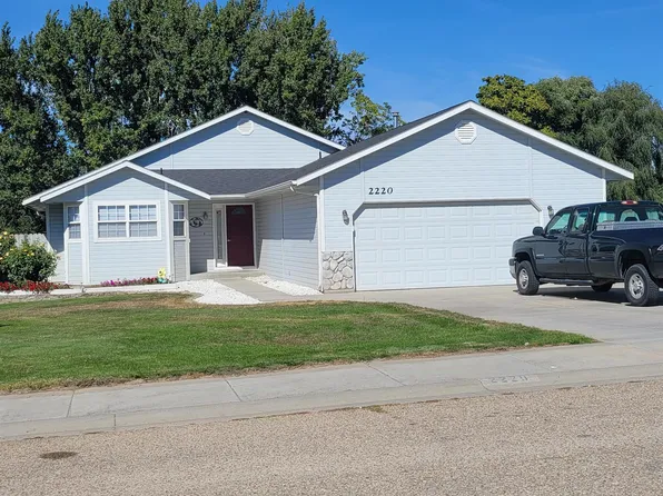 2220 Greenbrier Dr, Emmett, ID 83617