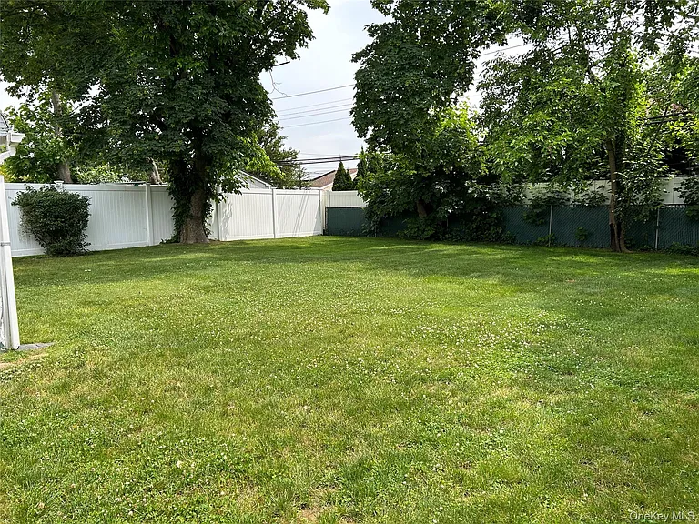 33 Ava Dr — Photo 19
