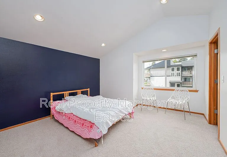 1145 N 91st St #A — Photo 21