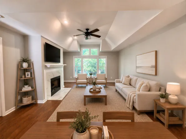 1062 Washington St Unit 202, Raleigh, NC 27605
