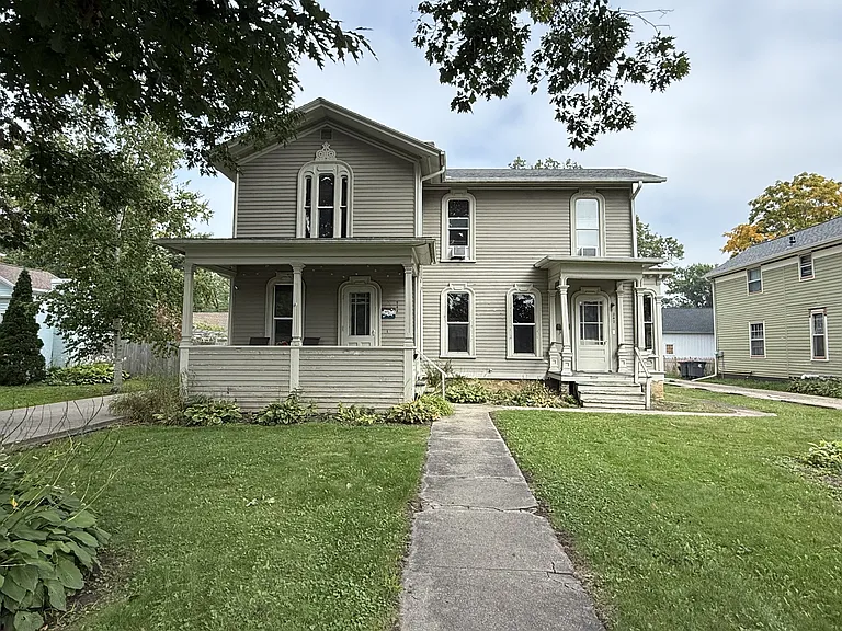242 W Main St #1 — Photo 24