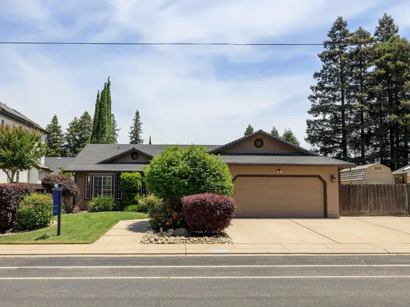 1748 Brennan Ave, Escalon, CA 95320