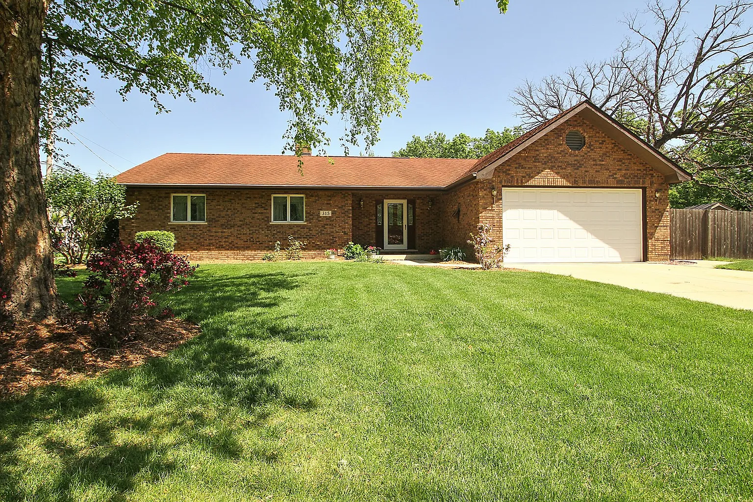 315 Richton Rd photo 1