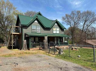 906 Taylor St, Clarksville, AR 72830