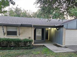 6621 Charmaine Dr, Watauga, TX 76148