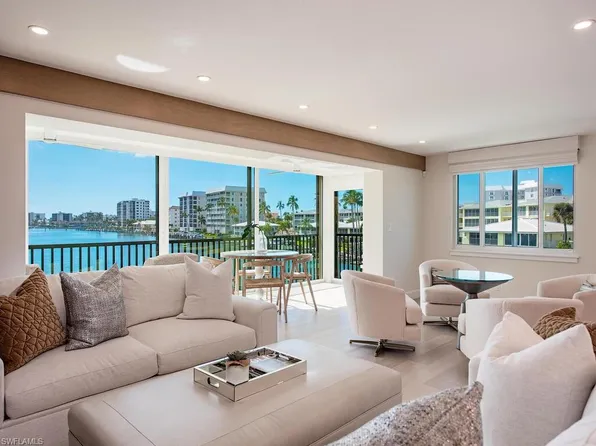 (undisclosed Address), NAPLES, FL 34103