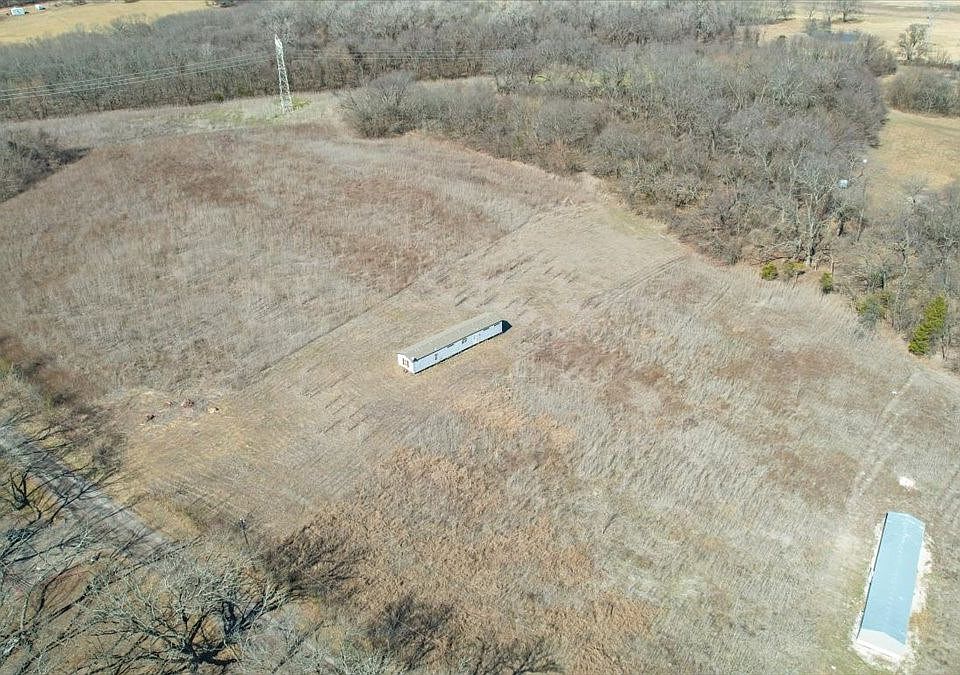 1st image of 2 Gray Bottom Rd