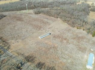 2 Gray Bottom Rd, Whitewright, TX 75491