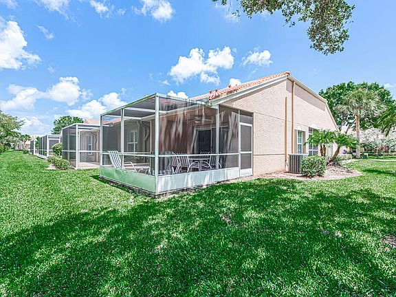 2nd image of 8488 Logia Cir