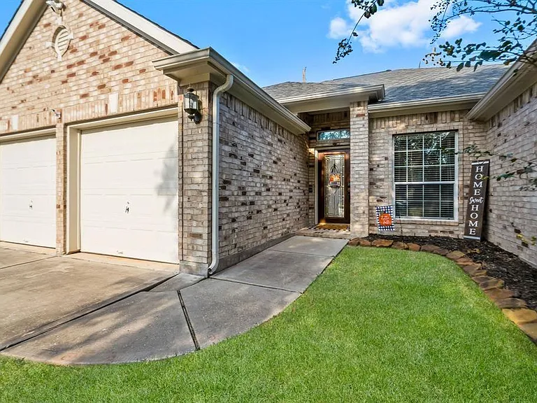 25910 Oakridge Forest Ln — Photo 2