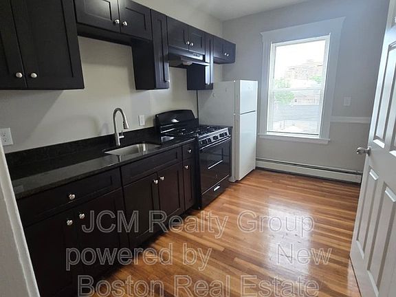 2nd image of 23 Mall St Floor U