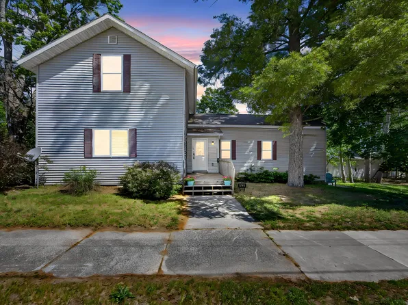 124 W Madison St, Big Rapids, MI 49307