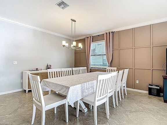 4th image of 19890 Beverly Park RD