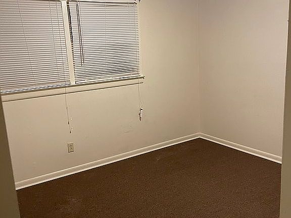 5th image of 106 Brookhill Dr