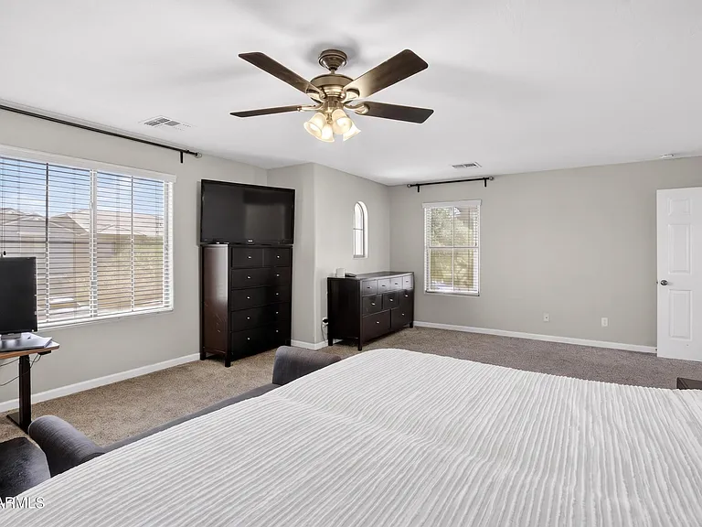 734 W Desert Seasons Dr — Photo 22