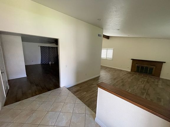 2nd image of 13471 Preciado Ave